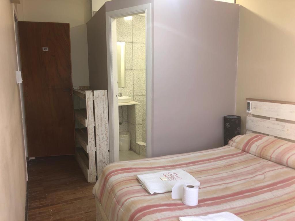 בואנוס איירס Hotel Chipre מראה חיצוני תמונה